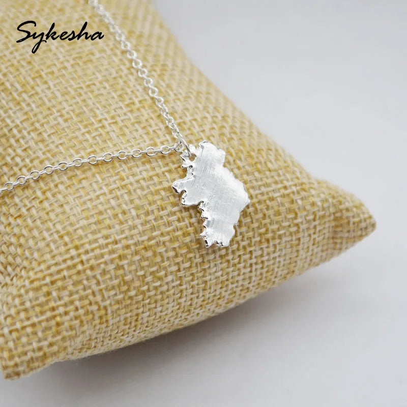 Fashion New Hot Selling Ireland Map States Pendant Necklace Ireland National Map Charm Necklace Patriot Jewelry