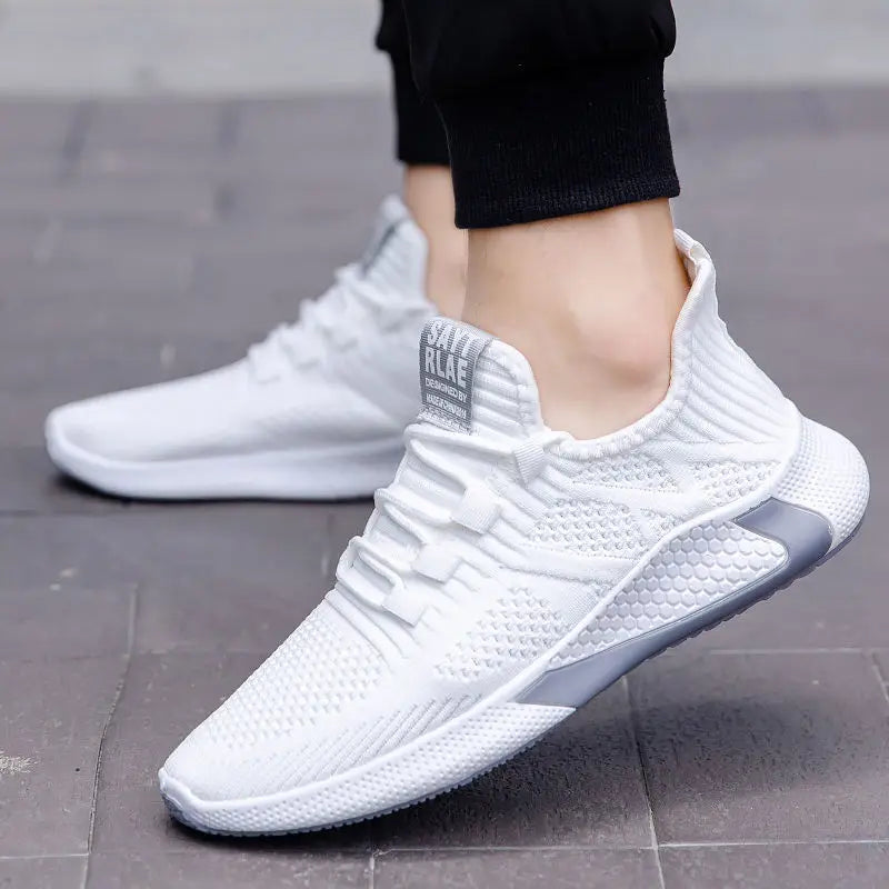 Men Sneakers Breathable Mesh Casual Shoes Black White Platform Shoes Fashion Sneakers Luxury Men's Shoes Tennis Man Size 39-44