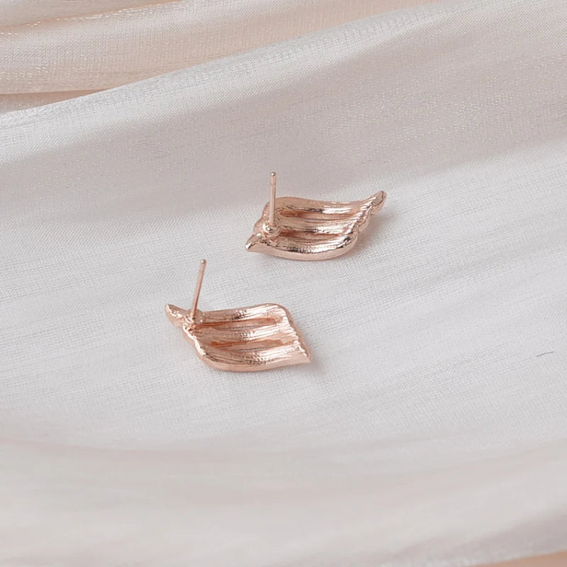 Rose Gold Color Crystal Women's Stud Earrings Hollow Wings Curved Small Earrings for Girls Hiphop Personality Mini Ear Jewelry