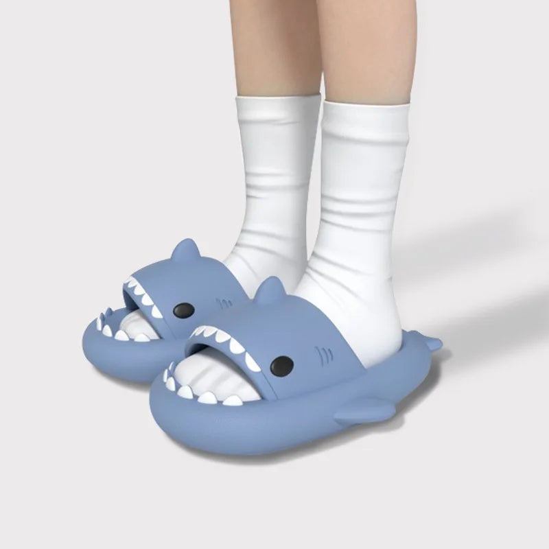 Men Concise Shark Slippers Male Indoor Bedroom Soft Sandals Boy Bathroom Thick Non-Slip Slides Kids Soft Funny EVA Flip Flops